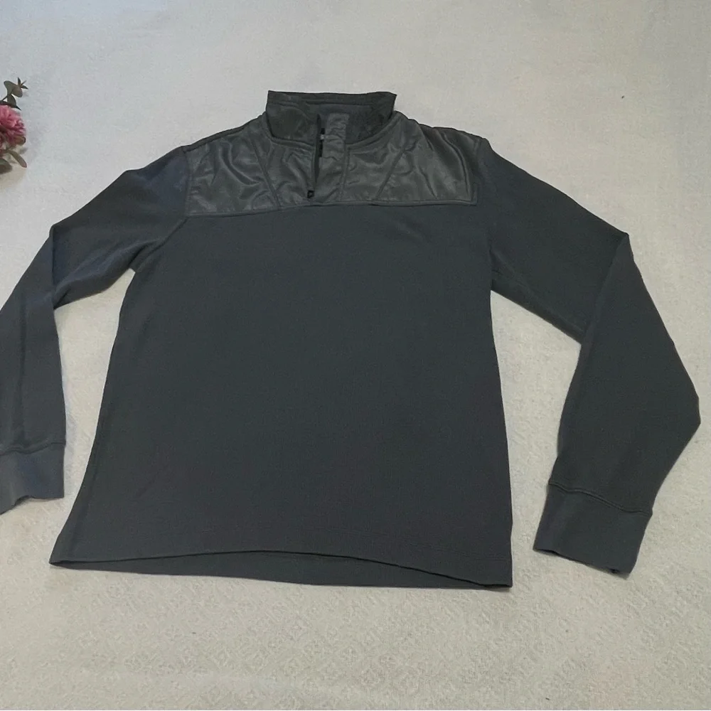 Banana Republic Gray Men's Shirt Quarter Zip Size Medium~ Pull Over‎ & Business